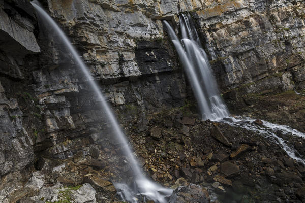 Pesio valley (Valle Pesio),Cuneo province,Marguareis park,Piedmont, Italy,Europe. Pis del Pesio waterfall 