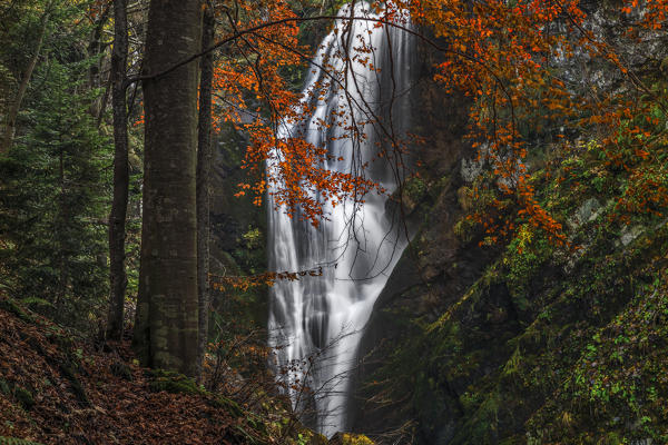 Pesio valley,Cuneo province,Marguareis park,Piedmont, Italy,Europe.  Gias Fontana waterfall 