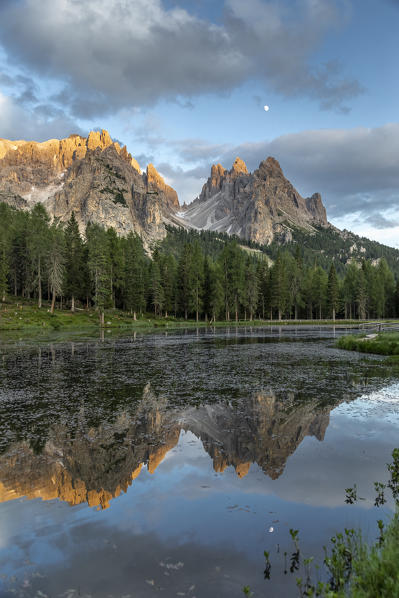 Cadini di Misurina mnountain group reflecting on Antorno Lake, Belluno Province, Dolomites, Veneto, Italy