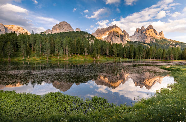 Cadini di Misurina mountain group reflecting on Antorno Lake, Belluno Province, Dolomites, Veneto, Italy