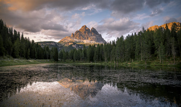 Tre cime di Lavaredo and Antorno Lake, Belluno province, Veneto, Italy.