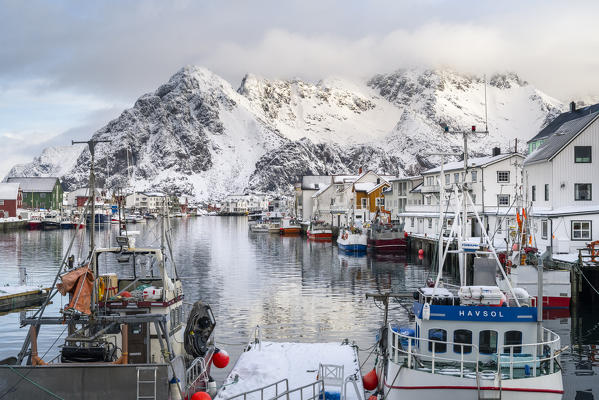 Henningsvaer harbour, Lofoten Islands, Nordland, Norway.