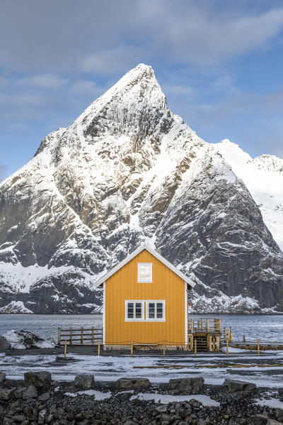 Sakrisoy village in the middle of Reine Bay, Lofoten Islands, Nordland, Norway.