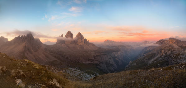 Sesto Dolomites, Trentino Alto Adige, Italy, Europe

Panoramic image executed at dawn that takes up the Three Cime di Lavaredo, Mount Paterno and the group of the Dolomites of Sesto
