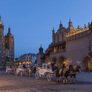 Piazza del Mercato di Cracovia alla sera