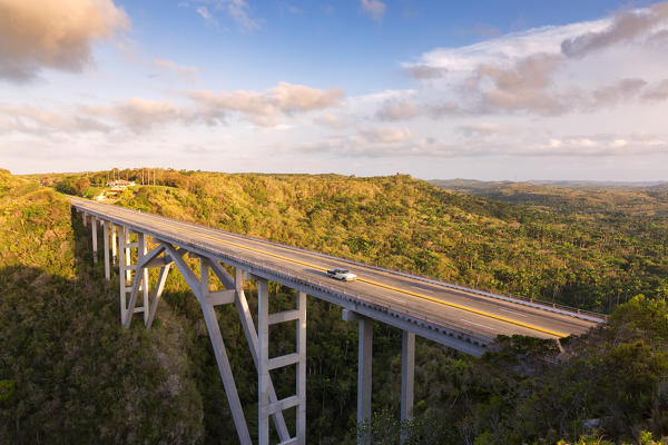 Cuba, Republic of Cuba, Central America, Caribbean Island.
Matanzas, Varadero district, Bacunayagua bridge.