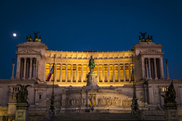 Venezia Square, Rome, Lazio, Italy, Europe. Altar of the fatherland.