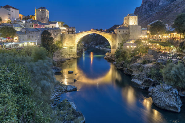 Old Bridge (Stari Most) and Neretva river at dusk, Mostar, Bosnia and Herzegovina